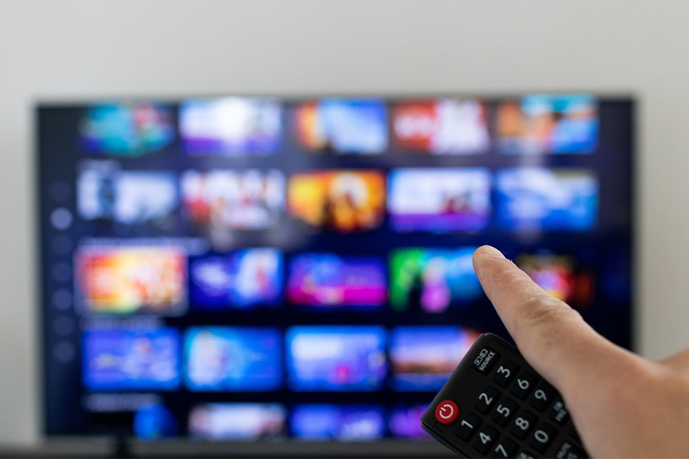 Top 6 live TV streaming services trending in 2022