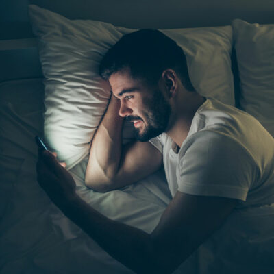 5 unhealthy smartphone habits to break today