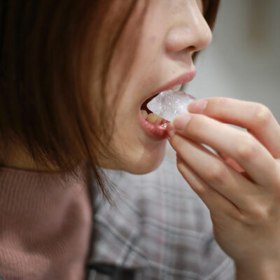 6 bad habits that lead to weak teeth